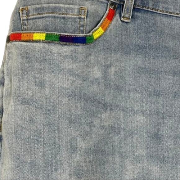 Lane Bryant Pride Rainbow Pocket Mid Rise Boyfriend Crop 24 New! - Picture 6 of 8
